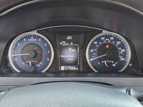Used 2017 Toyota Camry LE FWD image 10
