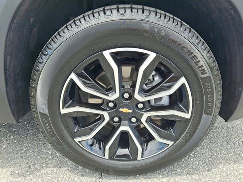 Used 2021 Chevrolet TrailBlazer ACTIV w/ Sun and Liftgate Package AWD/4WD image 9