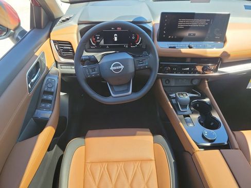 New 2026 Nissan Rogue Platinum AWD/4WD image 17