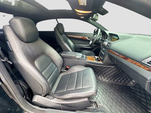 Used 2017 Mercedes-Benz E 400 E 400 image 30