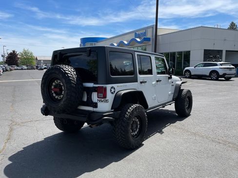 Used 2018 Jeep Wrangler Unlimited Sport AWD/4WD image 5