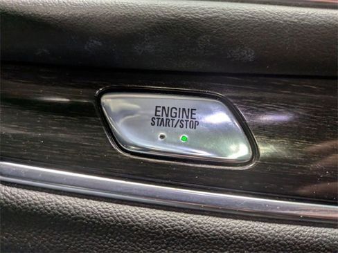 Certified 2019 Buick Enclave Avenir w/ Trailering Package, 5000 lbs. image 22