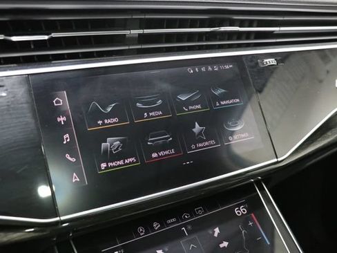 Used 2022 Audi Q7 3.0T Premium w/ Convenience Package AWD/4WD image 28