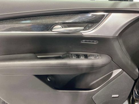 Used 2021 Cadillac XT5 Premium Luxury AWD/4WD image 19