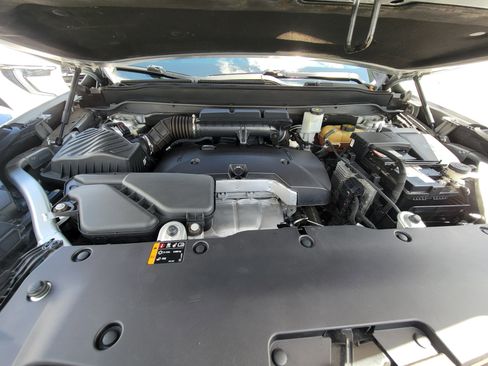 Used 2019 Buick Envision Essence image 28