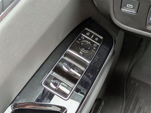 Used 2025 Cadillac Escalade Sport w/ Touring Package image 25