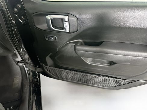 Used 2024 Jeep Wrangler Sport S w/ Convenience Group image 29