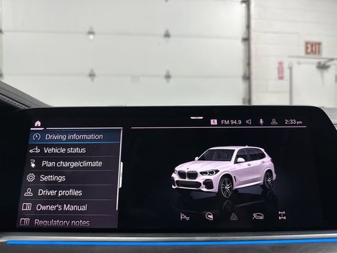 Used 2021 BMW X5 xDrive45e w/ M Sport Package image 31