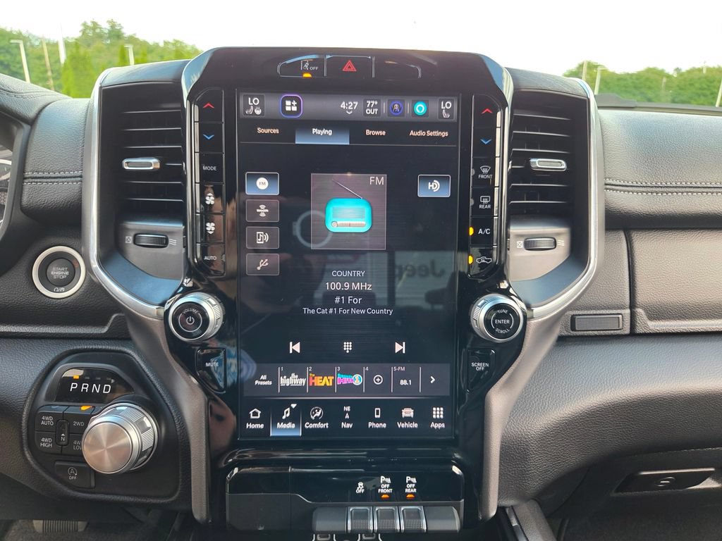 Used 2026 RAM 1500 Laramie AWD/4WD image 21