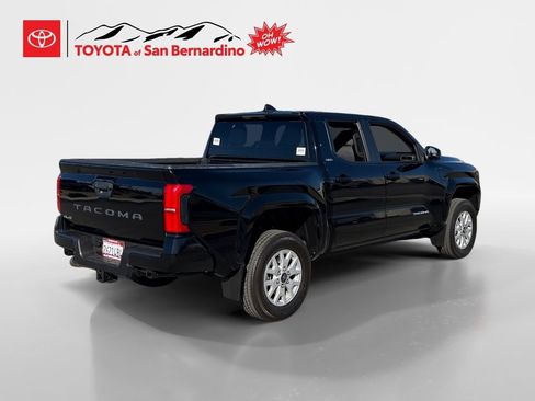 Certified 2024 Toyota Tacoma SR5 image 5