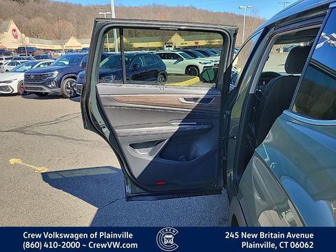 New 2026 Volkswagen Atlas SEL AWD/4WD image 48