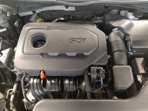 Used 2016 Hyundai Sonata Limited w/ Option Group 05 FWD image 30
