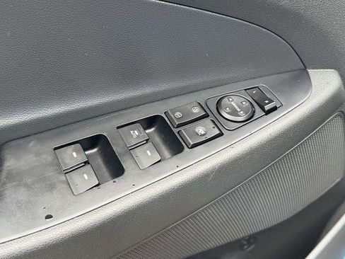 Used 2017 Hyundai Tucson SE Plus AWD/4WD image 15