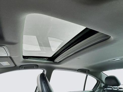 Used 2017 Honda Accord EX-L image 13
