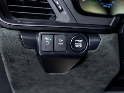 Used 2025 Porsche 911 Carrera 4 GTS image 52