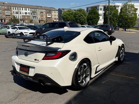 Used 2022 Toyota GR86 w/ ALL Weather Mat Package (TMS) RWD image 13