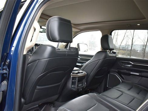 Used 2019 RAM 1500 Laramie image 28