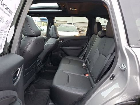 New 2025 Subaru Forester Limited image 11