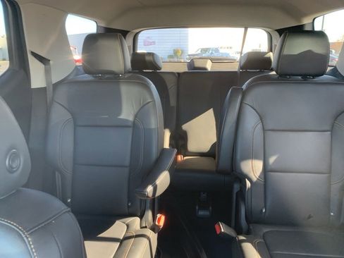 Used 2019 Chevrolet Traverse LT w/ LT Premium Package image 25