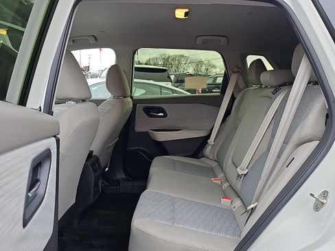 Certified 2023 Nissan Rogue SV image 10