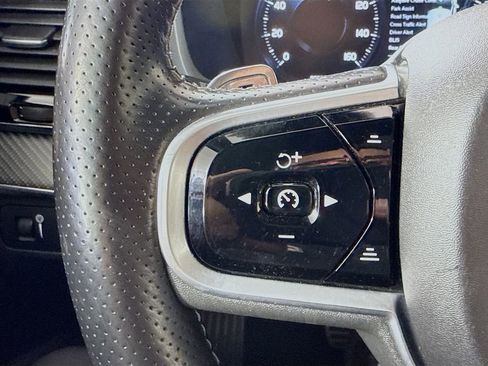 Used 2019 Volvo XC90 T6 R-Design AWD/4WD image 11