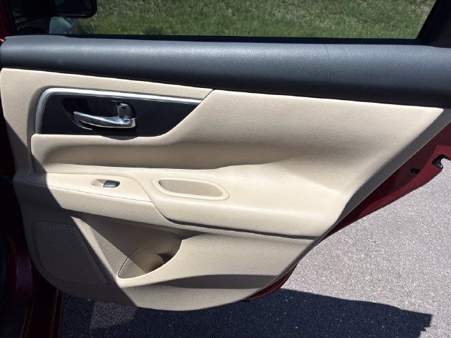 Used 2016 Nissan Altima 2.5 SV FWD image 15