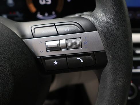 Used 2025 Hyundai Tucson SEL FWD image 37