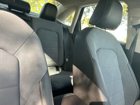 New 2026 Volkswagen Jetta SE image 32