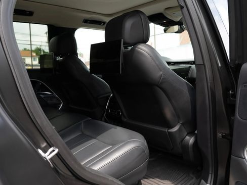 Used 2023 Land Rover Range Rover SE AWD/4WD image 23