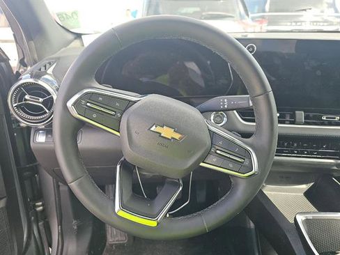 Used 2026 Chevrolet Equinox LT image 8