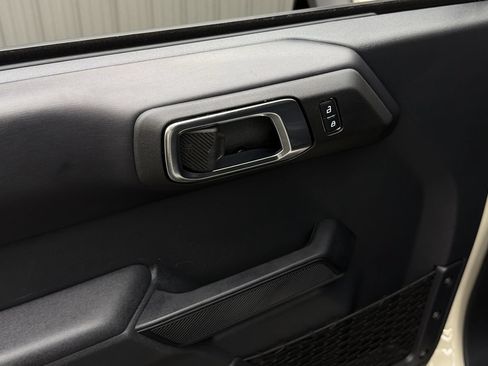 Used 2025 Ford Bronco Badlands AWD/4WD image 31