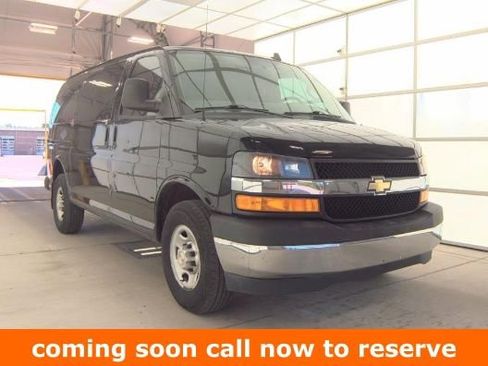 Used 2018 Chevrolet Express 2500 w/ Driver Convenience Package RWD image 1