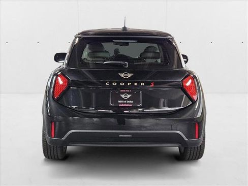 Used 2025 MINI Cooper S image 8