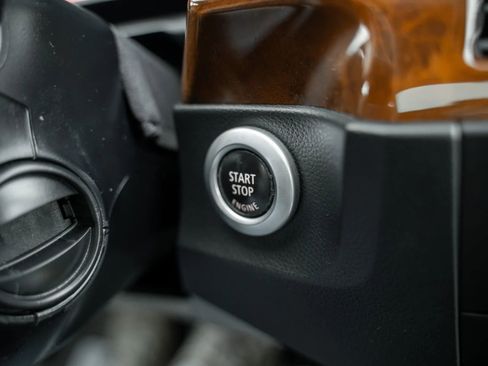 Used 2010 BMW 528i xDrive Sedan image 26