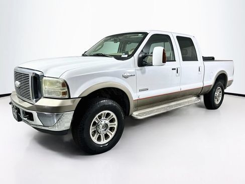 Used 2006 Ford F250 4x4 Crew Cab Super Duty image 1