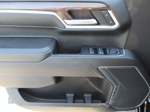 Certified 2024 Chevrolet Silverado 1500 LT AWD/4WD image 24