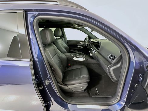 New 2026 Mercedes-Benz GLS 450 4MATIC image 33