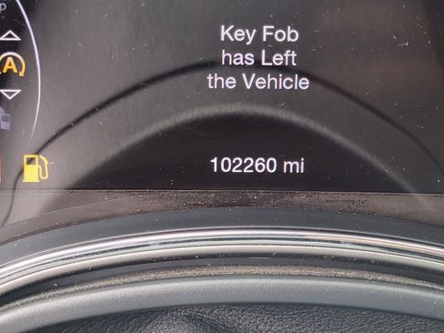 Used 2021 Jeep Grand Cherokee Laredo X RWD image 30
