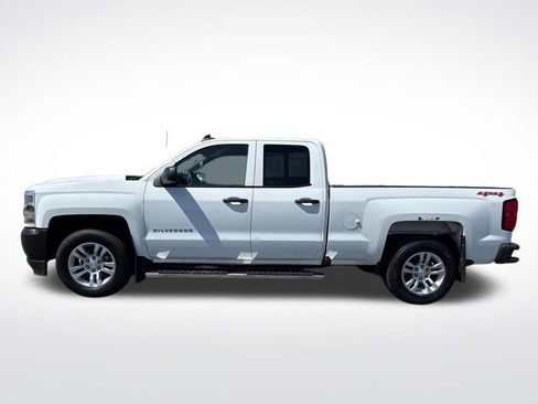 Used 2017 Chevrolet Silverado 1500 W/T w/ WT Convenience Package AWD/4WD image 5
