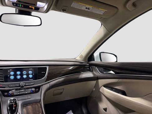 Used 2017 Buick LaCrosse Preferred FWD image 19