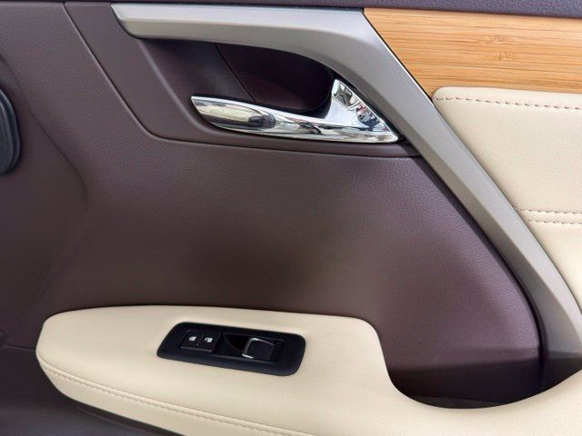 Used 2017 Lexus RX 350 AWD w/ Premium Package image 30