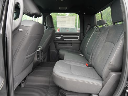 New 2026 RAM 2500 Big Horn AWD/4WD image 5