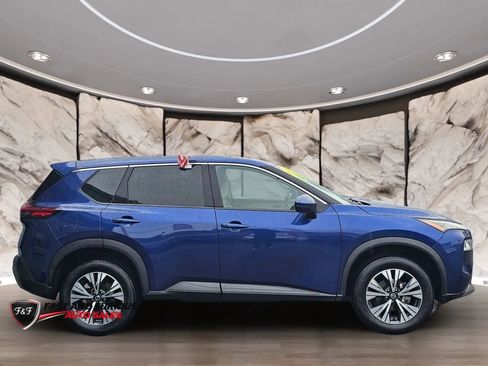 Used 2021 Nissan Rogue SV AWD/4WD image 5