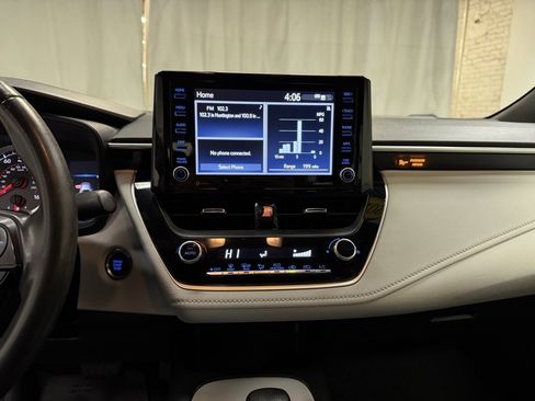 Used 2022 Toyota Corolla SE image 26