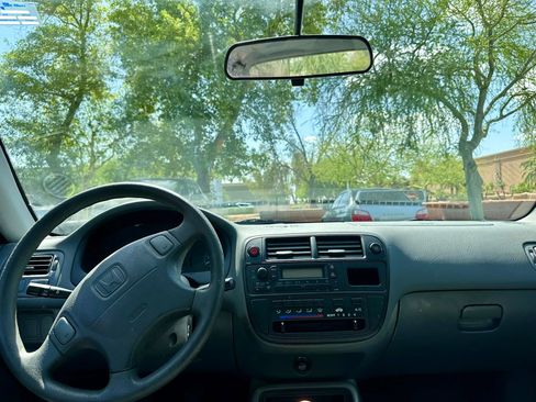 Used 1998 Honda Civic DX image 12