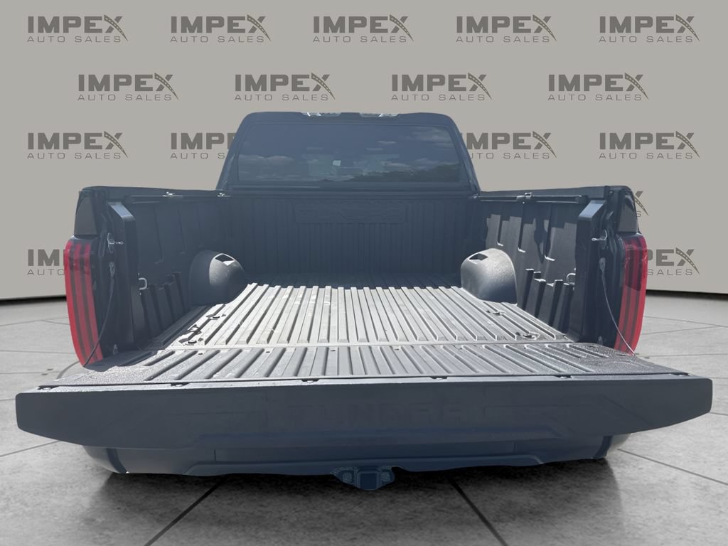 Used 2025 Toyota Tundra SR5 AWD/4WD image 27