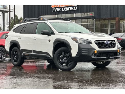 Used 2022 Subaru Outback Wilderness image 2