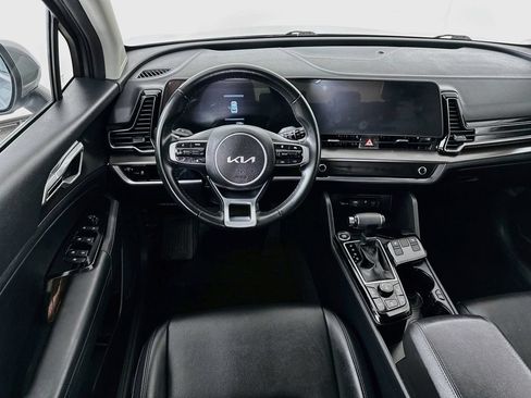 Certified 2024 Kia Sportage EX AWD/4WD image 4