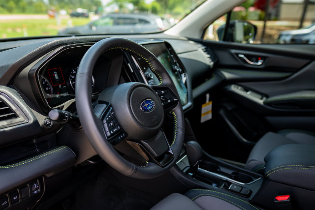 Certified 2025 Subaru Ascent Onyx Edition AWD/4WD image 32