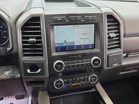 Used 2021 Ford Expedition XLT RWD image 18